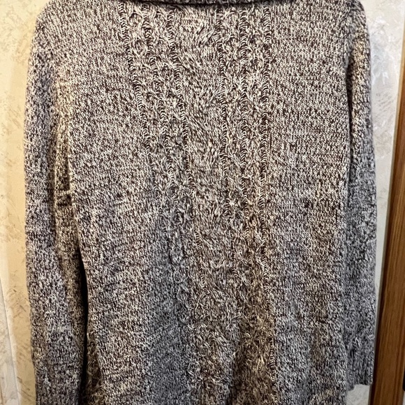 MADISON LILY Cardigan - Picture 2 of 4